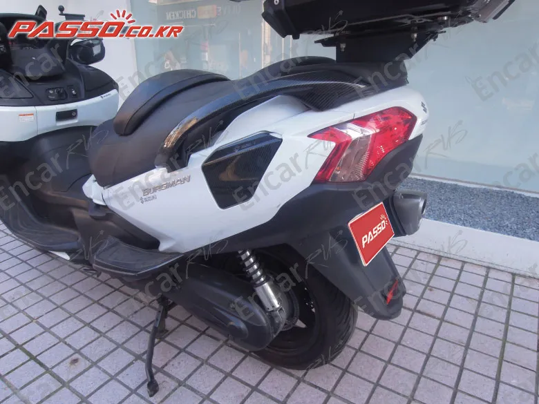 Suzuki Burgman 650 Executive - фото 4