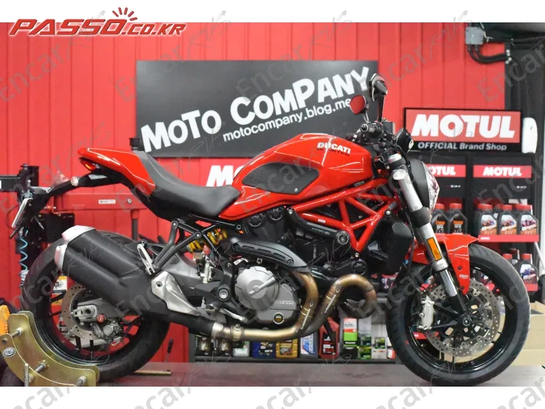 Ducati Monster 821 - фото 0