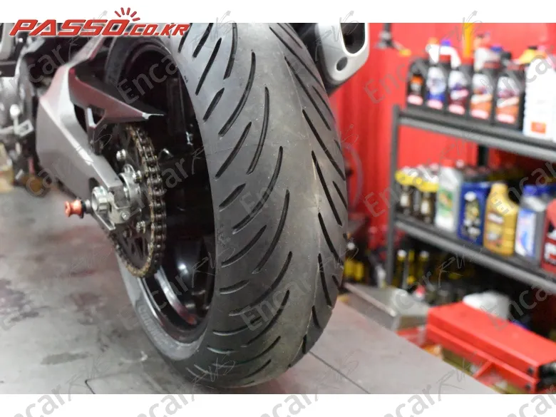 Ducati Monster 821 - фото 5