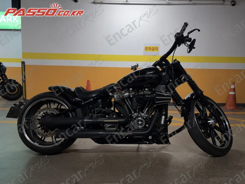 Harley-Davidson Breakout 114 - фото 0