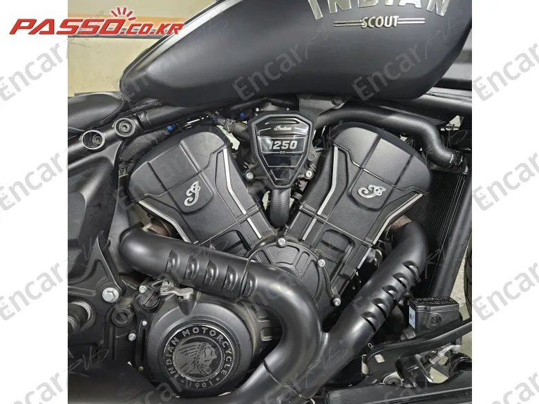 INDIAN SCOUT BOBBER LIMITED - фото 4