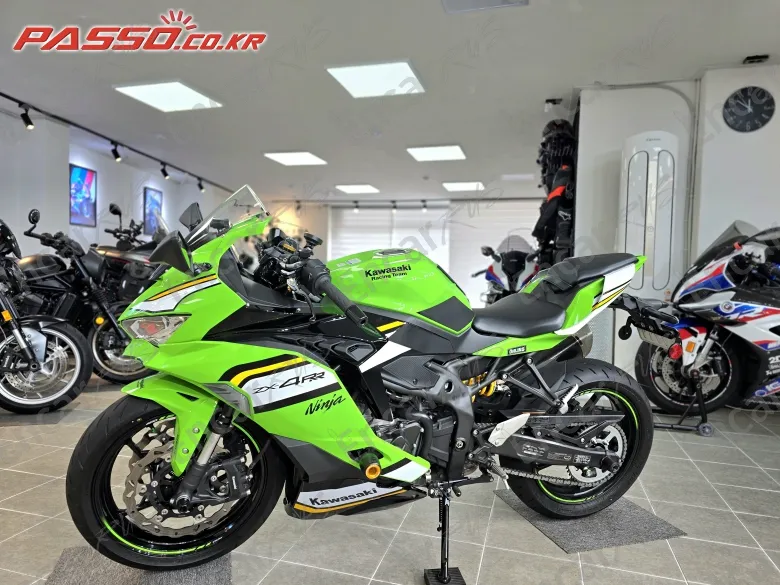 Kawasaki Zx 400 R - фото 3