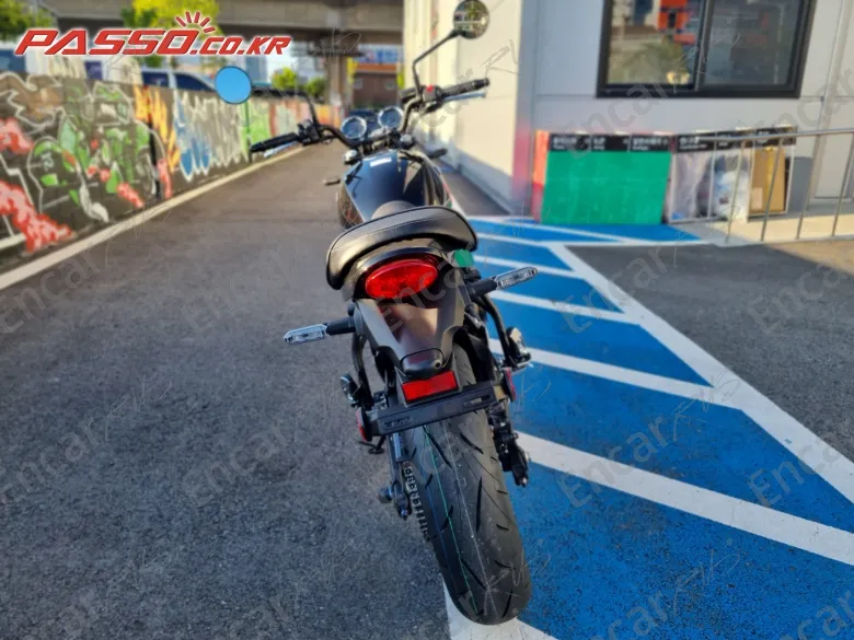 Kawasaki Z 650 Rs Abs - фото 2