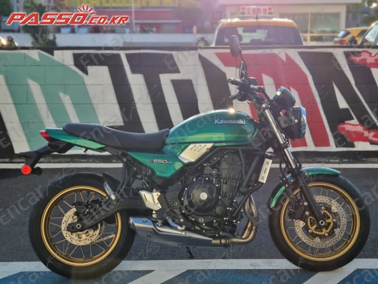 Kawasaki Z 650 Rs Abs - фото 0