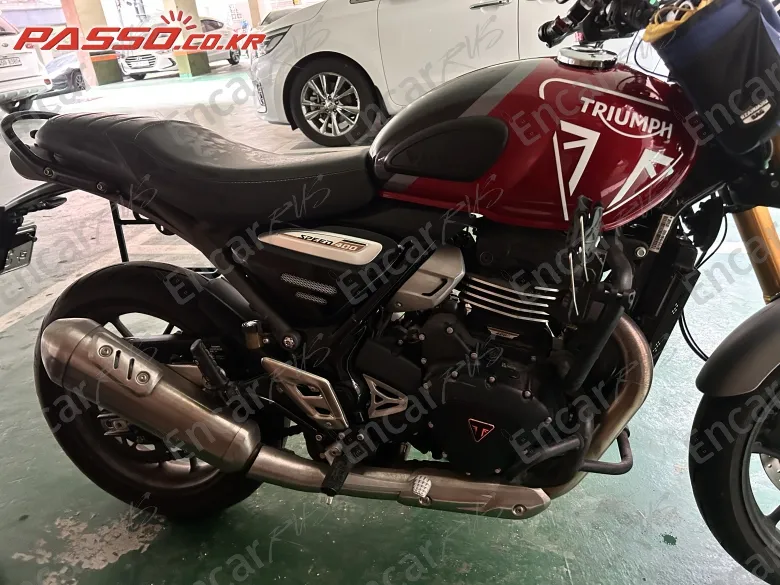 Triumph Speed 400 - фото 0