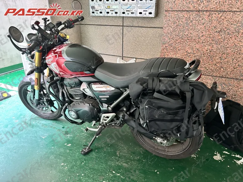 Triumph Speed 400 - фото 1