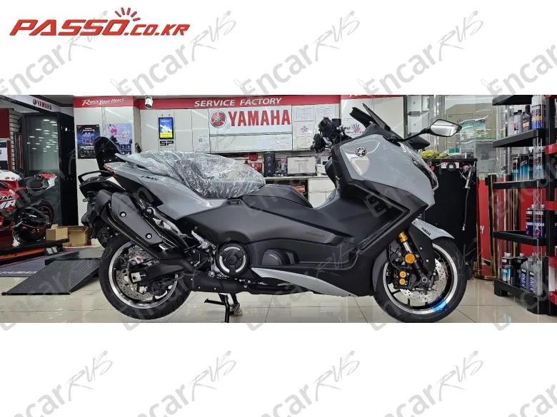 Yamaha T Max 560 - фото 0