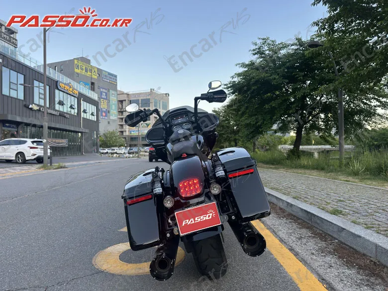 Harley-Davidson Road Glide St - фото 2