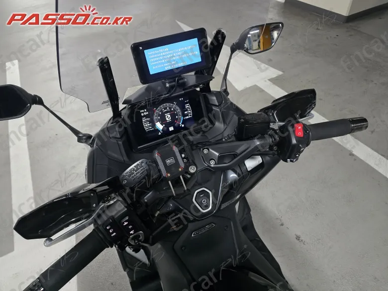 Yamaha T Max 560 - фото 3