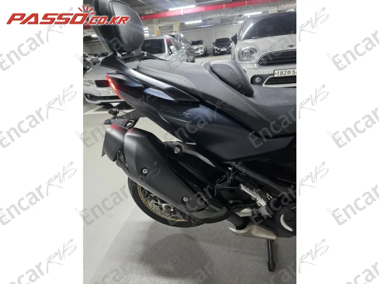 Yamaha T Max 560 - фото 6
