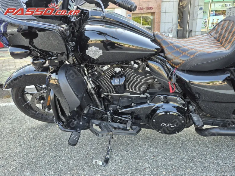 Harley-Davidson Road Glide Special - фото 4