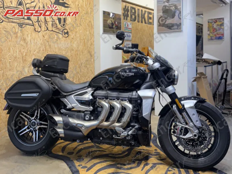 Triumph Rocket Ⅲ Gt - фото 0