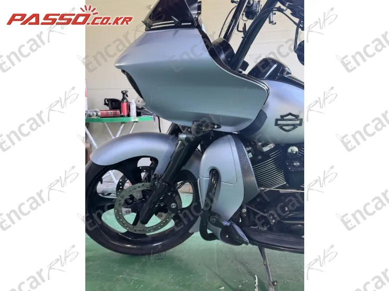 Harley-Davidson Fltr - фото 1