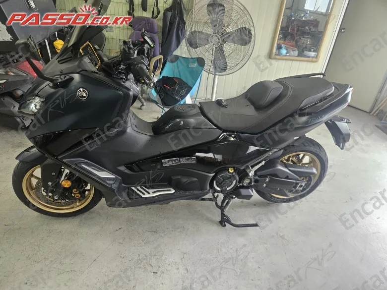 Yamaha T Max 560 - фото 1