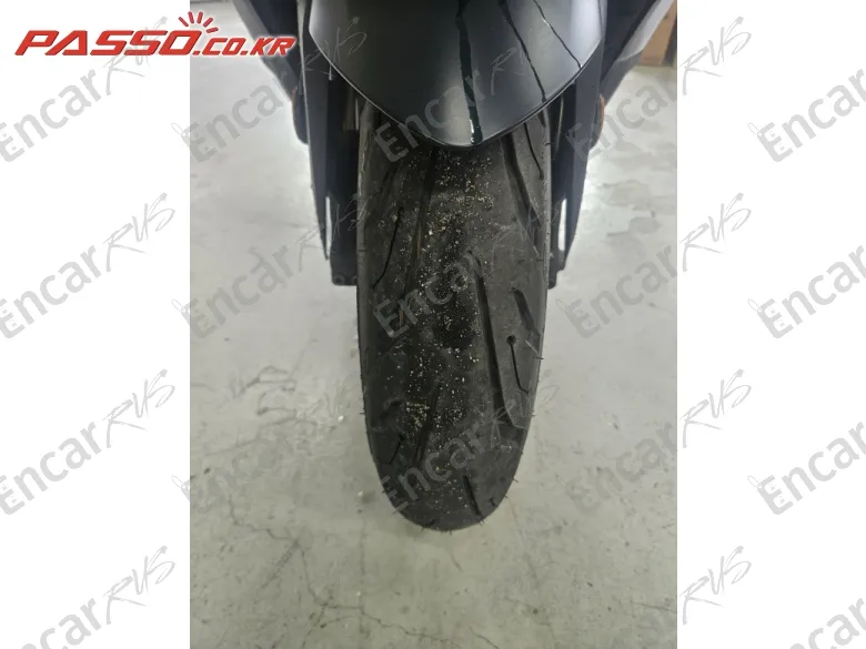 Yamaha T Max 560 - фото 5