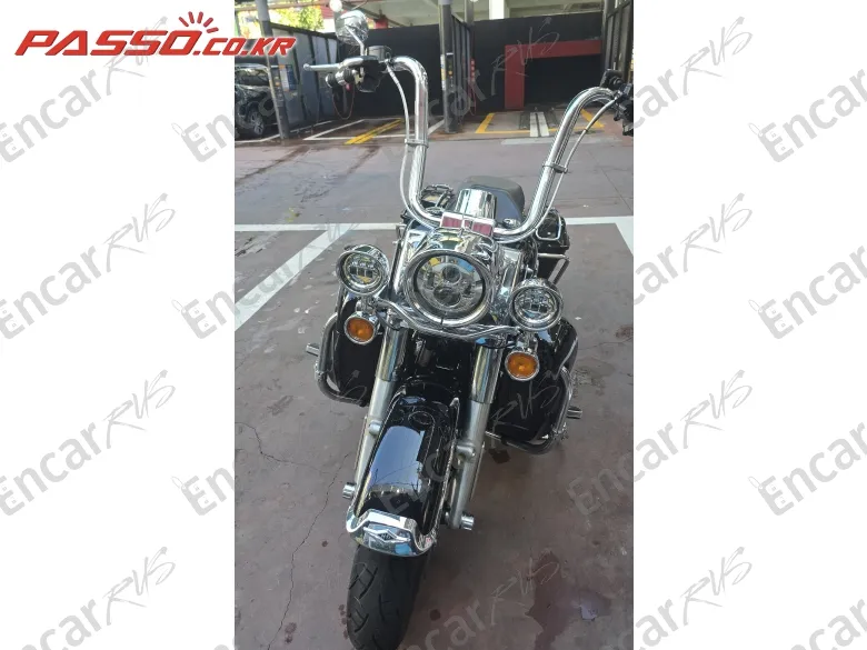 Harley-Davidson Flhr - фото 3