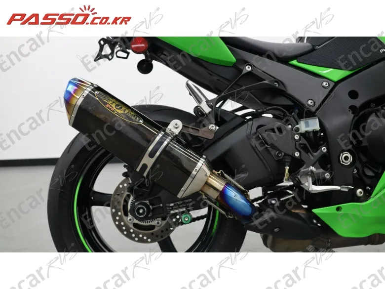 Kawasaki Zx 10 R - фото 6