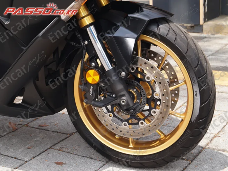 Honda Forza 750 - фото 5