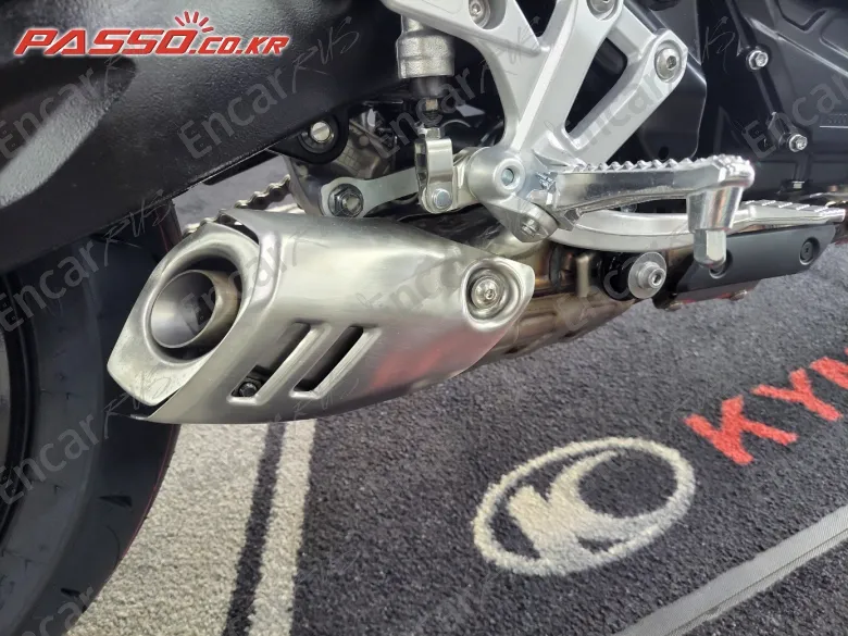 Suzuki Gsx 8 T - фото 6