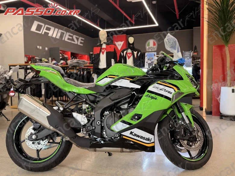 Kawasaki Ninja Zx 4 Rr - фото 0