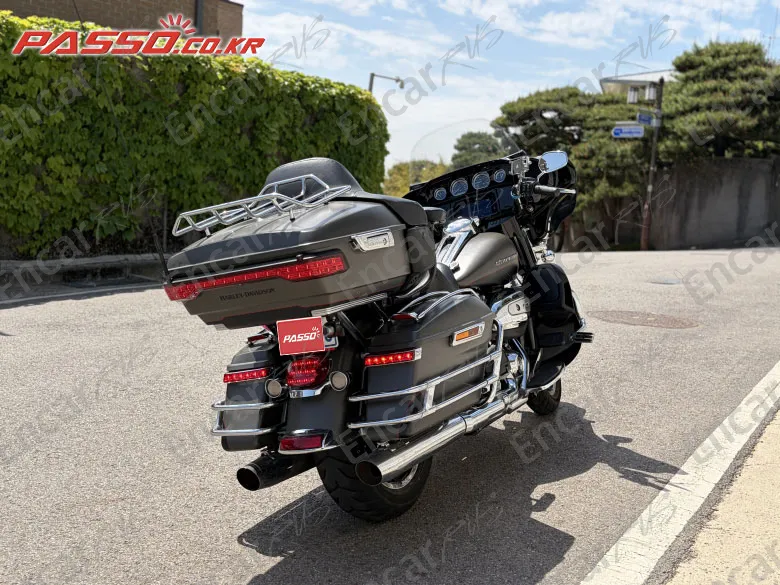 Harley-Davidson Ultra Limited - фото 1