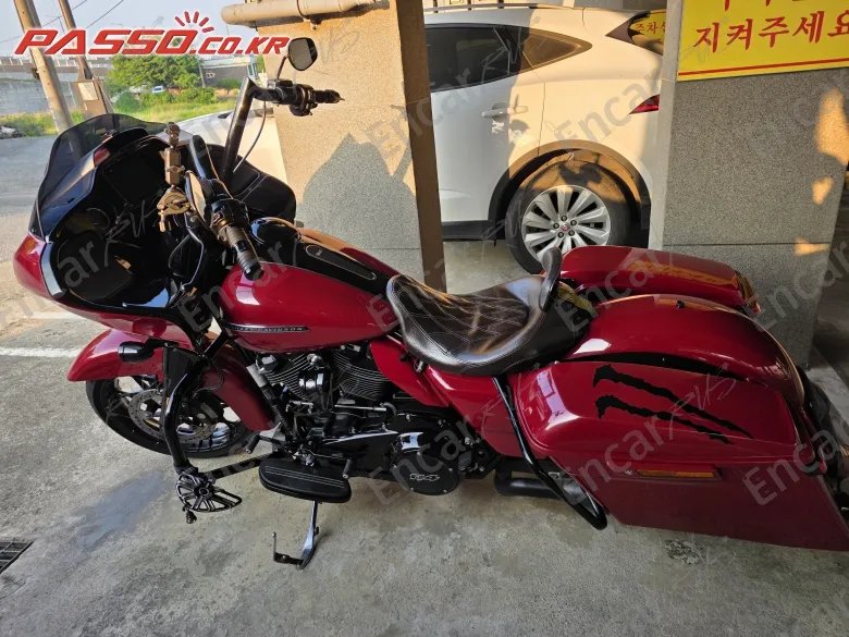 Harley-Davidson Road Glide Special - фото 1