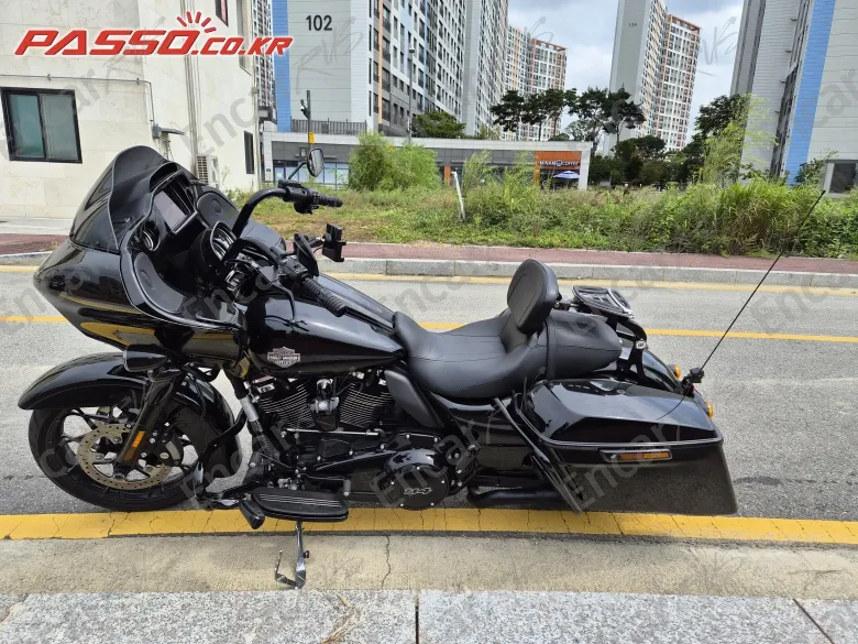 Harley-Davidson Road Glide Special - фото 1
