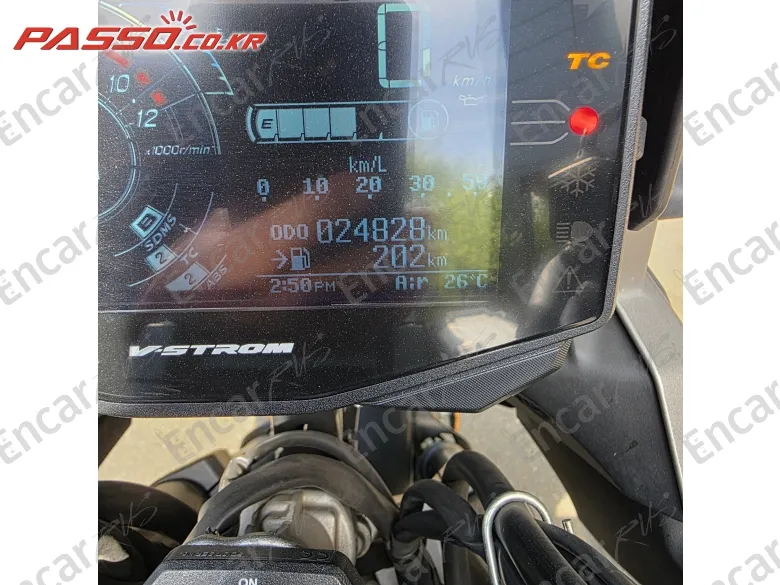 Suzuki V Strom 1050 Xt - фото 3