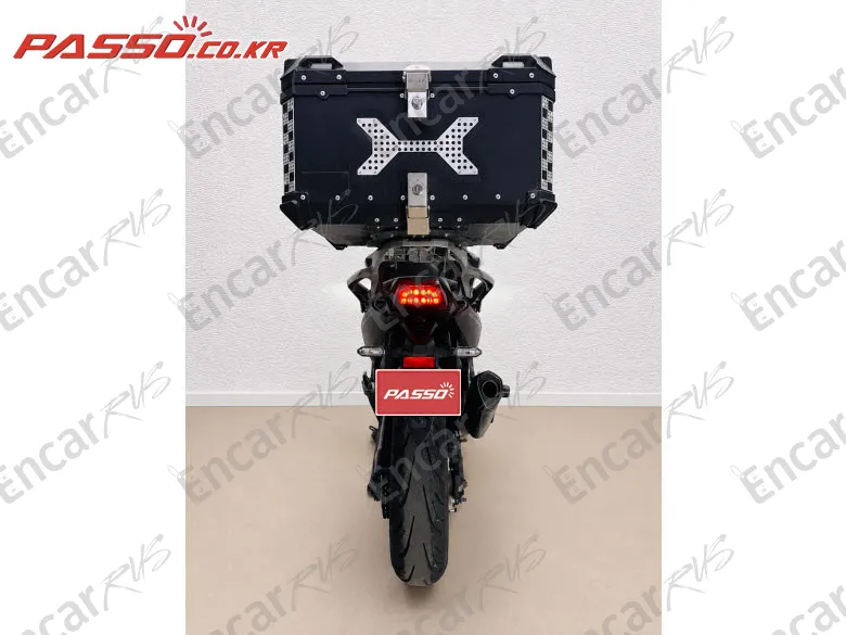 Honda Forza 750 - фото 2