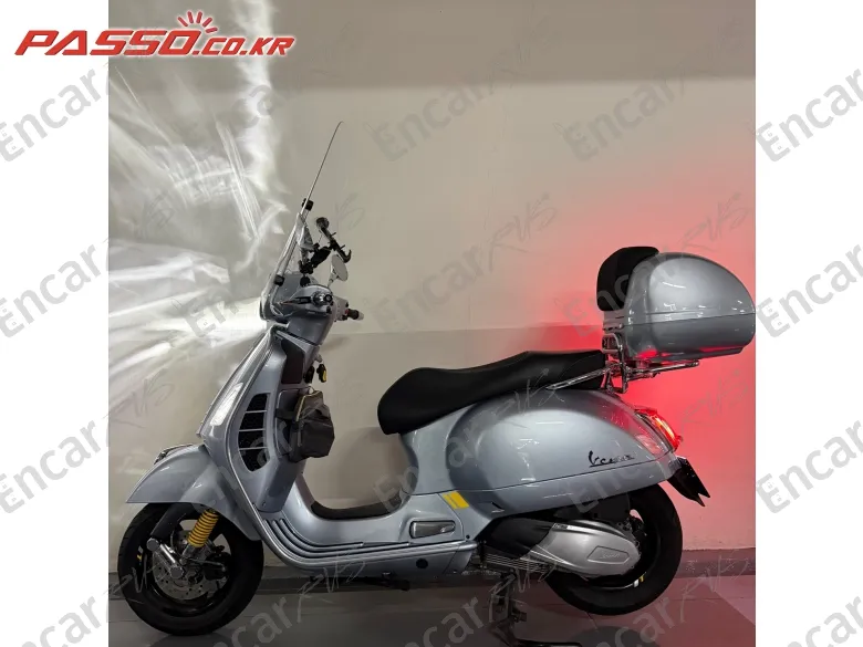 Vespa Gts 300 Super Tech - фото 1