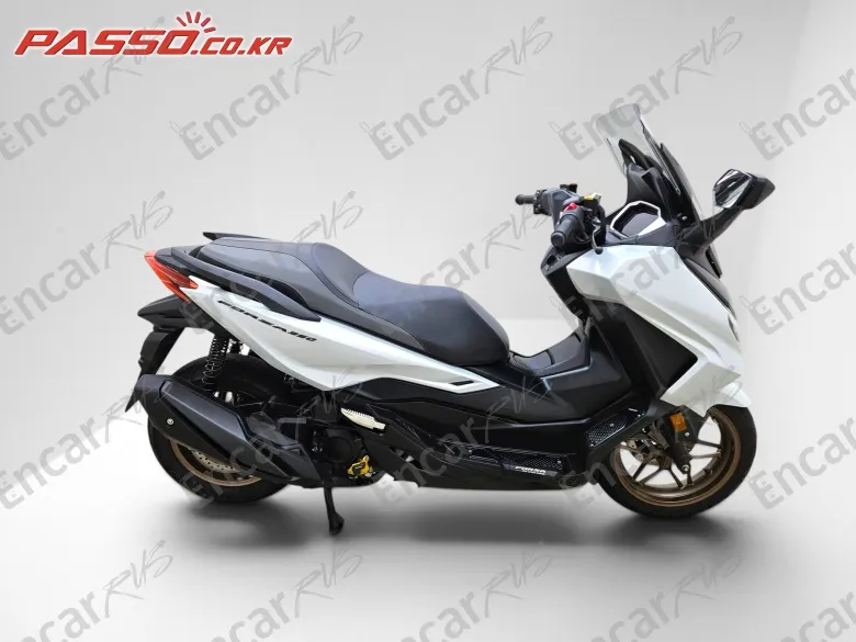 Honda Forza 350 - фото 0