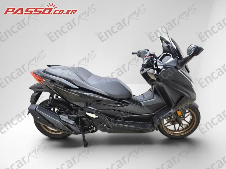 Honda Forza 350 - фото 0