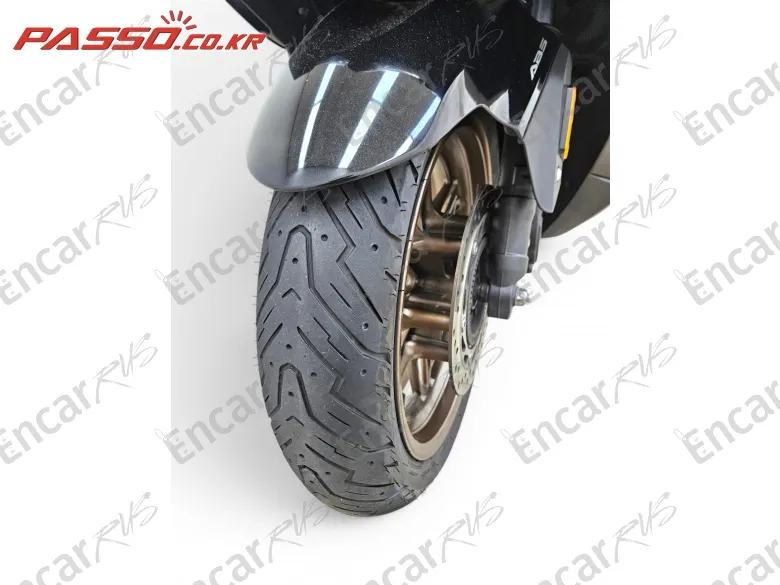 Honda Forza 350 - фото 5