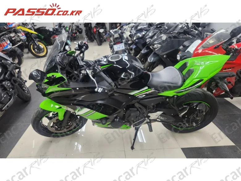 Kawasaki Zx 650 R - фото 1