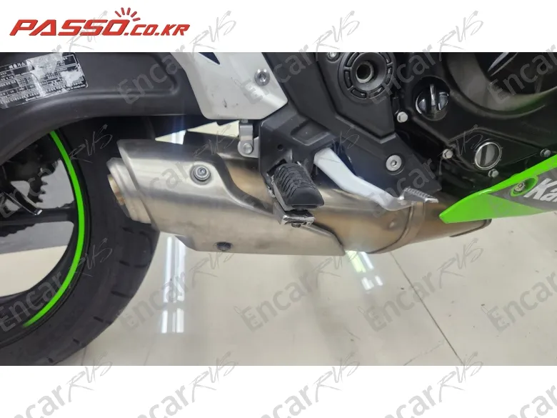 Kawasaki Zx 650 R - фото 6
