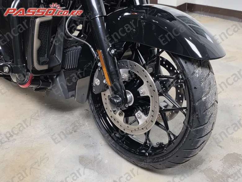 Harley-Davidson Road Glide Special - фото 5