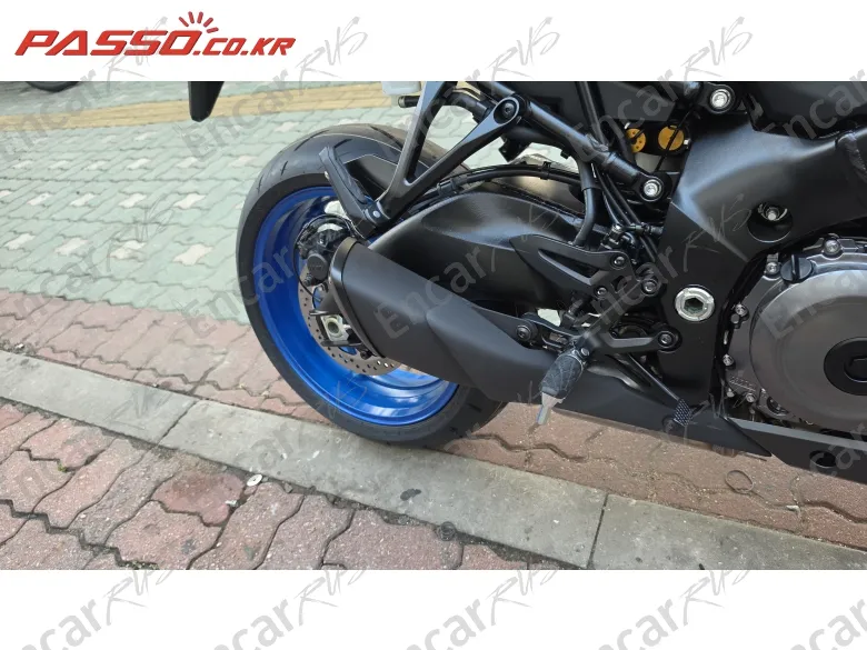 SUZUKI GSX S 1000 GX - фото 6