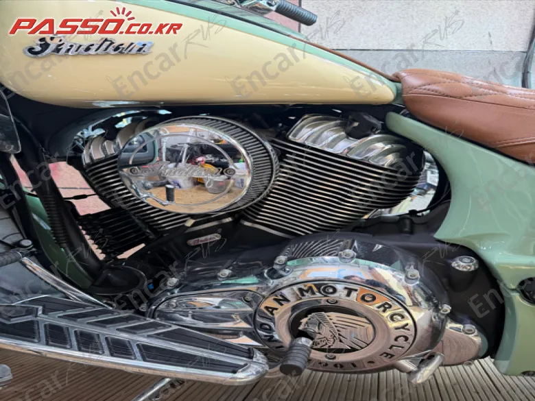 Indian Chief Roadmaster - фото 4