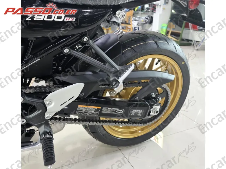KAWASAKI Z 900 RS ABS - фото 5