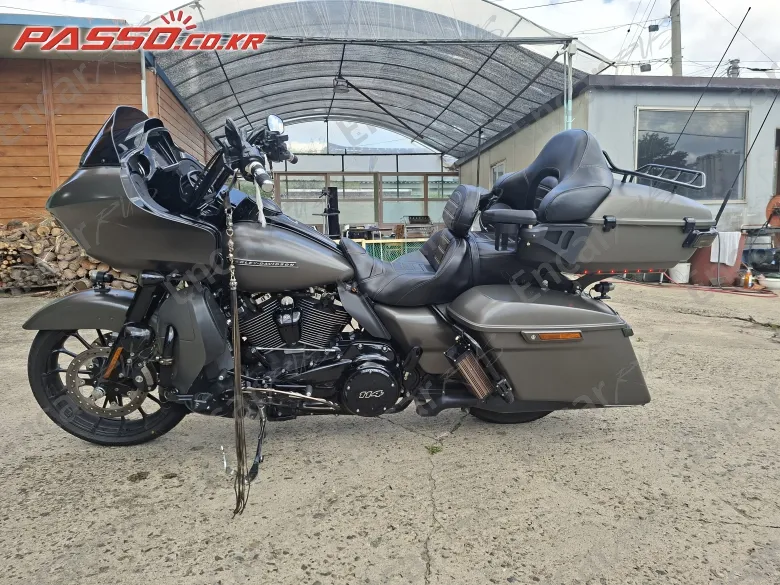 Harley-Davidson Road Glide Special - фото 1