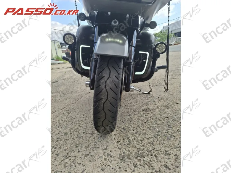 Harley-Davidson Road Glide Special - фото 5
