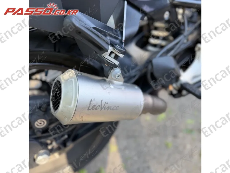 HUSQVARNA SVARTPILEN 701 - фото 6