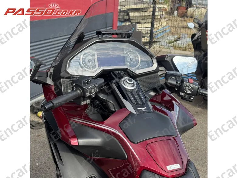 HONDA GOLDWING TOUR DCT AIRBAG - фото 3