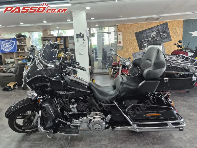 HARLEY-DAVIDSON FLHX - фото 1