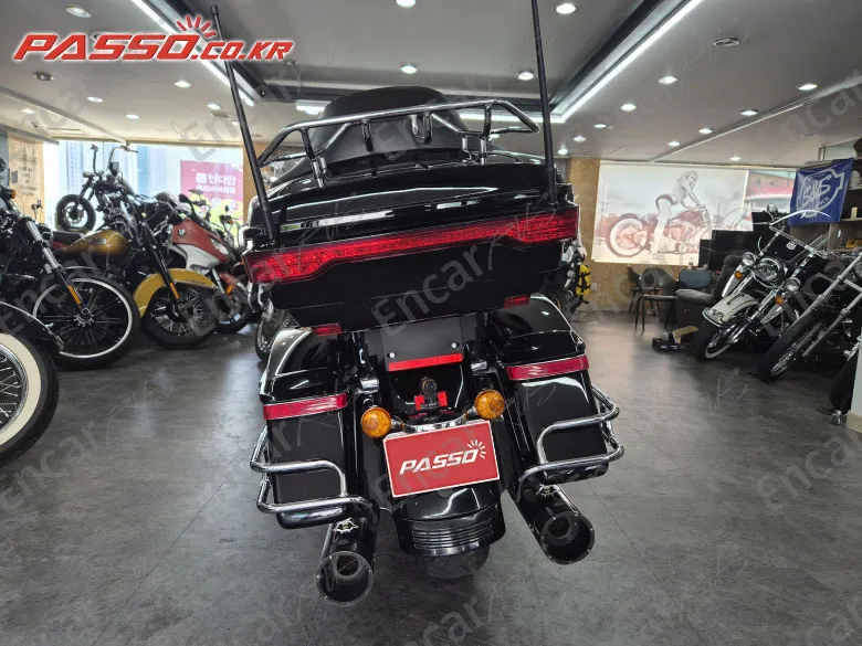 HARLEY-DAVIDSON FLHX - фото 2