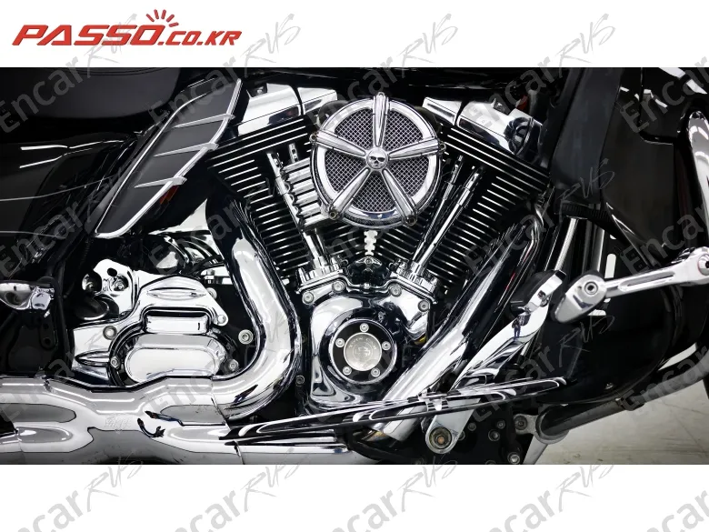 HARLEY-DAVIDSON FLTR - фото 4