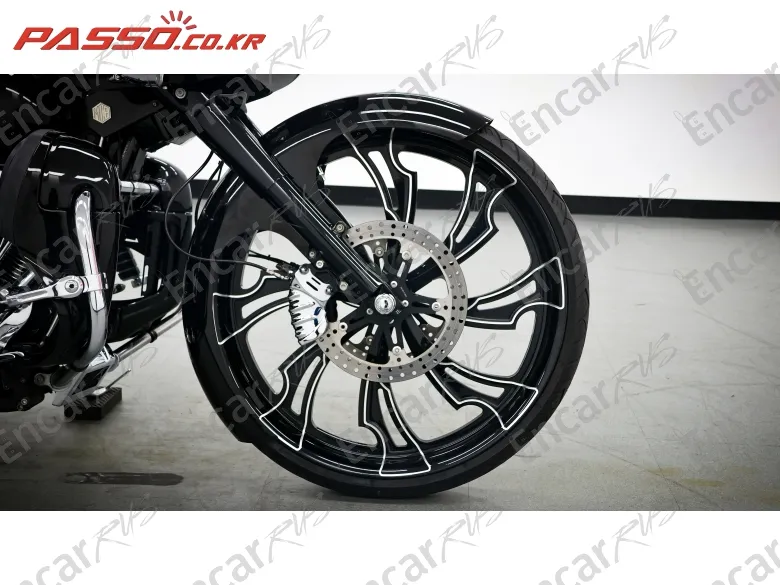 HARLEY-DAVIDSON FLTR - фото 5