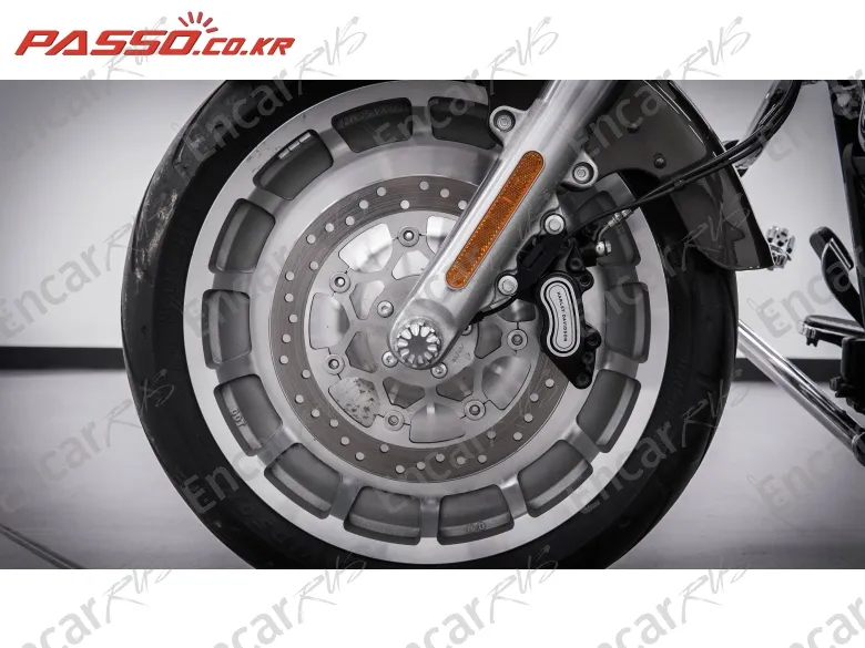 HARLEY-DAVIDSON FAT BOY 114 - фото 5