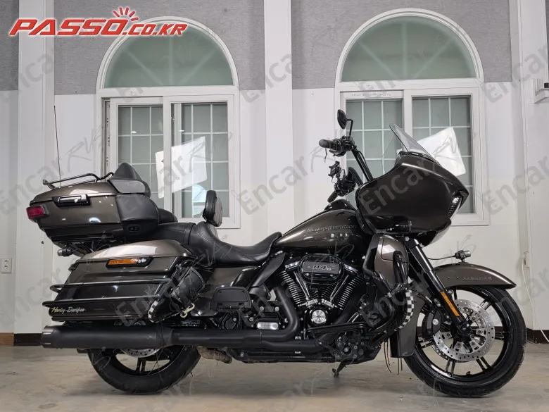 HARLEY-DAVIDSON ROAD GLIDE LIMITED - фото 0