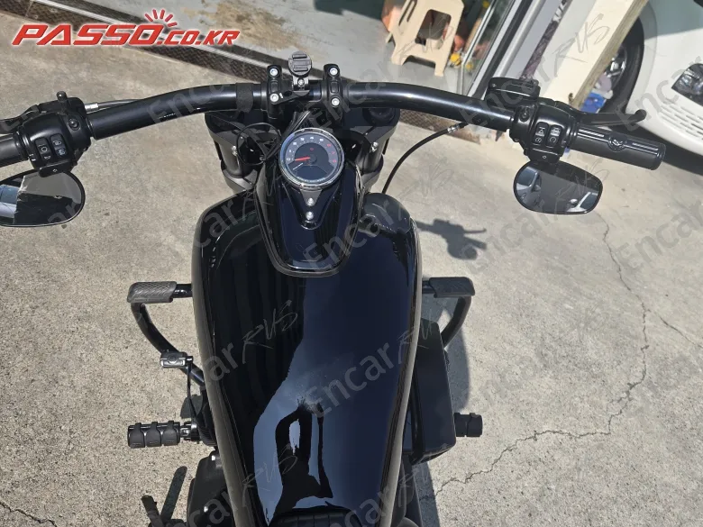 Harley-Davidson Fat Bob 114 - фото 3